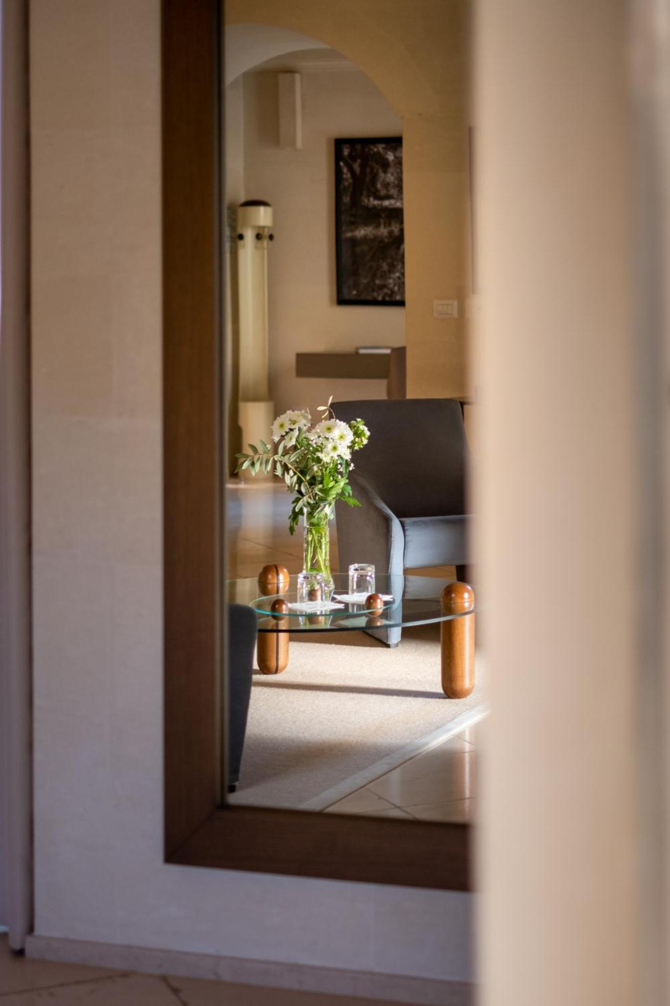 La Fiermontina Luxury Home Hotel เลชเช ภายนอก รูปภาพ